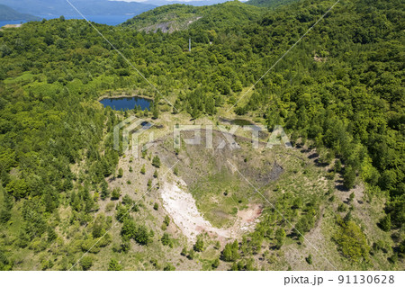 洞爺 西山山麓火口を空撮(火口群) 洞爺 西山山麓火口を空撮(火口群) 91130628
