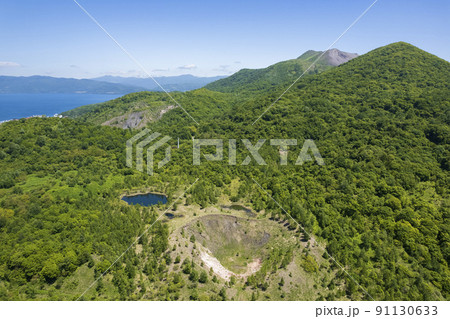 洞爺 西山山麓火口を空撮(火口群) 洞爺 西山山麓火口を空撮(火口群) 91130633