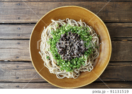 ネギたっぷり黒豆の納豆蕎麦　冷たい蕎麦 91131519