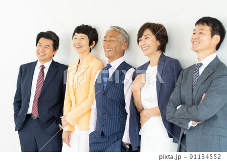 ミドル世代　シニア世代　ビジネス 91134552