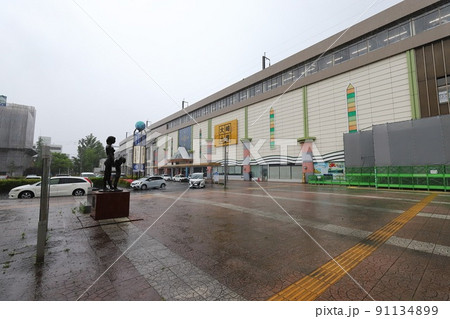 宮城 大崎 丸ポストのある風景(JR古川駅前 豊饒の黄金ポスト) 宮城 大崎 丸ポストのある風景(JR古川駅前 豊饒の黄金ポスト) 91134899