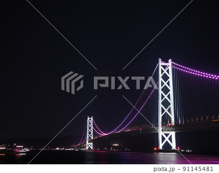 夜の明石大橋ネオン灯り 夜の明石大橋ネオン灯り 91145481