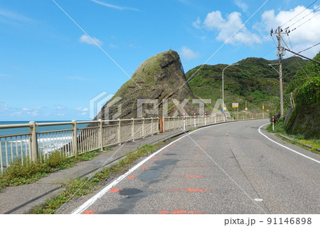 日本海の絶景が続く越後七浦シーサイドライン(新潟県新潟市) 日本海の絶景が続く越後七浦シーサイドライン(新潟県新潟市) 91146898