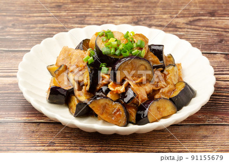 なすのと豚肉の味噌炒め なすのと豚肉の味噌炒め 91155679