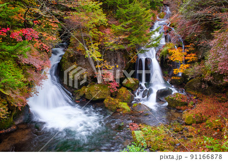 竜頭の滝（秋） 91166878