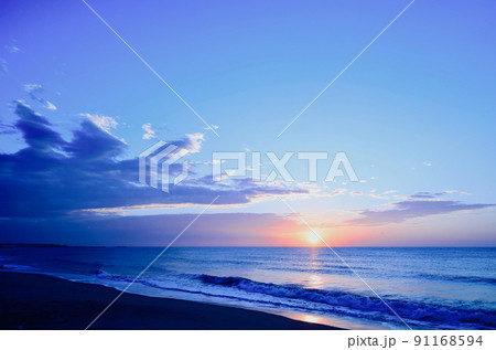 6月下旬 日の出 茨城県日立市 6月下旬 日の出 茨城県日立市 91168594