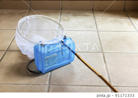 虫かごと虫取り網 虫かごと虫取り網 91171333