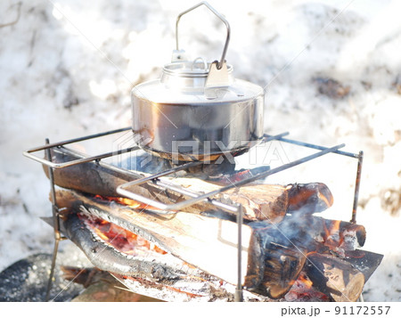 冬のキャンプ 冬のキャンプ 91172557