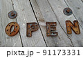 OPEN　ケーブルドラムの上 91173331