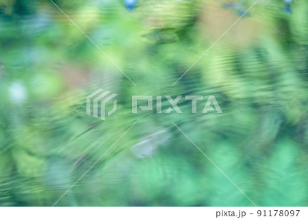 背景素材 公園の水面に映るエコイメージ(打吹公園) 背景素材 公園の水面に映るエコイメージ(打吹公園) 91178097