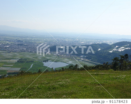南陽スカイパーク　十分一分山　高ツムジ山  白竜湖　南陽市全景 91178423
