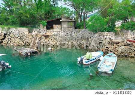 笠岡諸島最大の島・北木島　千ノ浜の護岸景観(北木のベニス)2　岡山県笠岡市 91181830