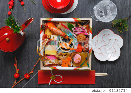 お正月くらいは ちょっと豪華に夫婦でおせち お正月くらいは ちょっと豪華に夫婦でおせち 91182734