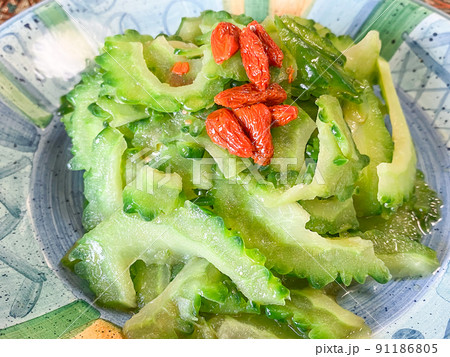 中国家庭料理・拌苦瓜(ニガウリの中華あえ) 中国家庭料理・拌苦瓜(ニガウリの中華あえ) 91186805