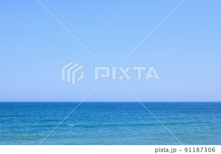 6月下旬　蒸し暑い日の海　茨城県 91187306