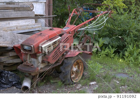 寂れた草刈機 91191092