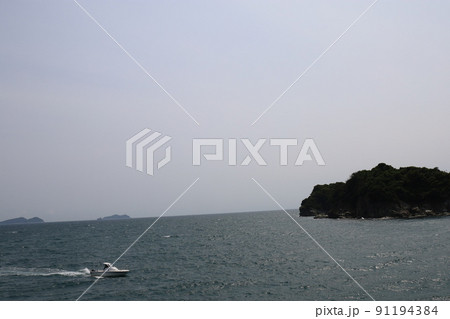 雑賀崎から海を眺める 91194384