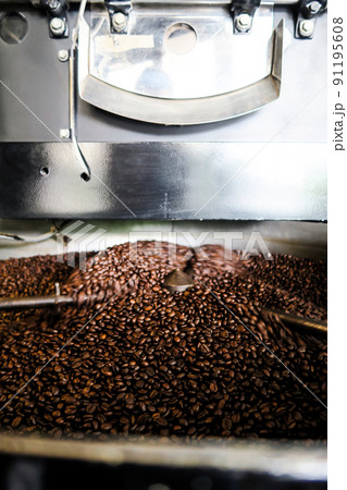 Roasting process of coffee Roasting process of coffee 91195608