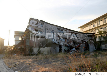 倒壊した家屋　5 91196029