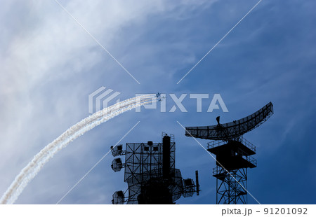 Air defense raiders of military mobile anti-aircraft complexes (radar is designed and automatic tracking of targets and missiles) against the background of the flight of modern combat fighters,Russia Air defense raiders of military mobile anti-aircraft complexes (radar is designed and automatic tracking of targets and missiles) against the background of the flight of modern combat fighters,Russia 91201092