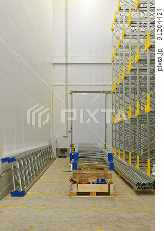 Construction Warehouse 91204424