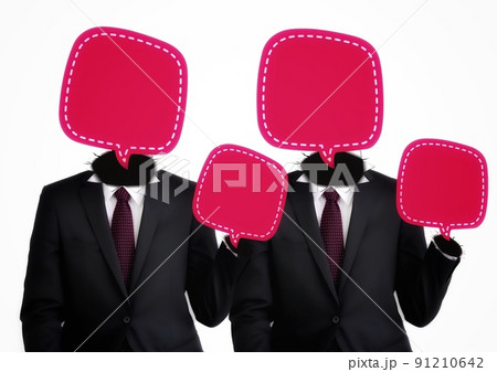 ビジネスマンと吹き出しマーク 91210642
