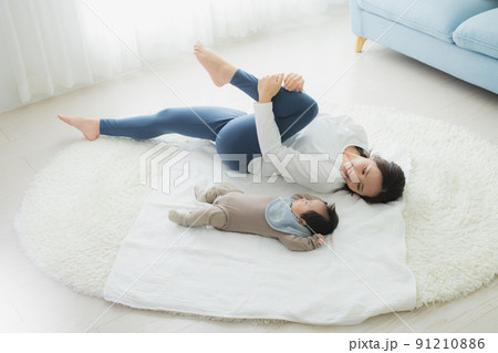 ベビーヨガ ベビーヨガ 91210886