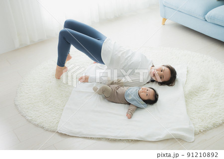 ベビーヨガ ベビーヨガ 91210892