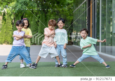 子供 ライフスタイル ゲーム 91217671