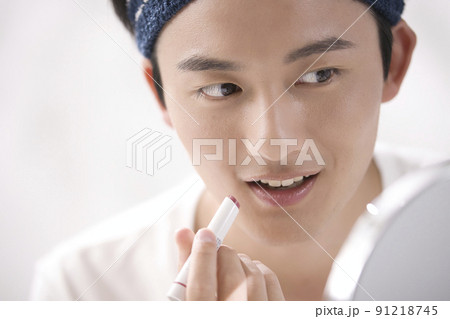 メンズメイク 若い男性 メンズメイク 若い男性 91218745