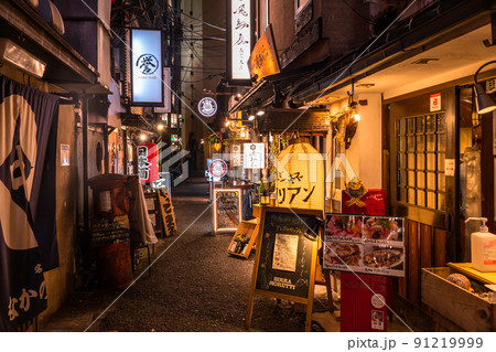 《大阪府》曽根崎お初天神通り商店街・飲み屋街 《大阪府》曽根崎お初天神通り商店街・飲み屋街 91219999