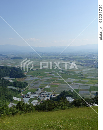 南陽スカイパーク　十分一分山　高ツムジ山 　白竜湖　南陽市全景 91225780