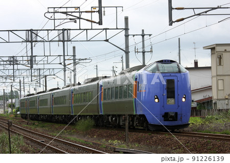 キハ261系　スーパーとかち キハ261系1000番台増備車が“スーパーとかち”で運用される｜鉄道