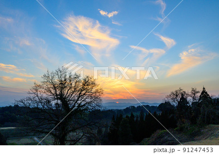 鞠智城「歴史公園・夕焼け空」 鞠智城「歴史公園・夕焼け空」 91247453