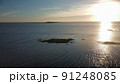 ドローンにて海を空撮 91248085