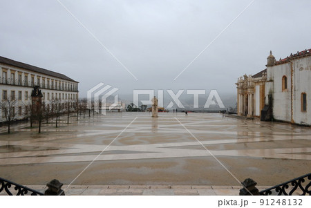 ポルトガルのコインブラ大学(Universidade de Coimbra) 91248132