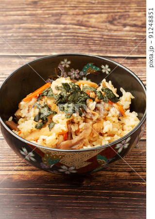 鶏五目ご飯 鶏五目ご飯 91248851