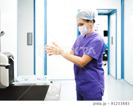 Hand disinfection before surgical treatment. Hand disinfection before surgical treatment. 91253685