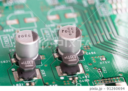 表面実装のキャパシタ 91260694