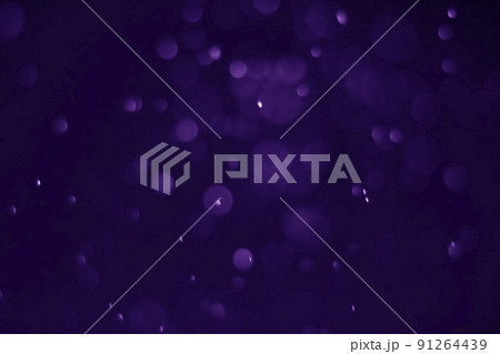 Bokeh purple proton 91264439