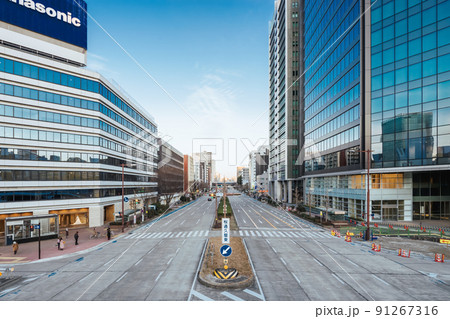 大都市の大通り(名古屋・桜通) 大都市の大通り(名古屋・桜通) 91267316