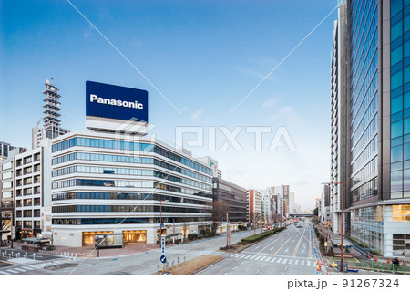 大都市の大通り（名古屋・桜通） 91267324