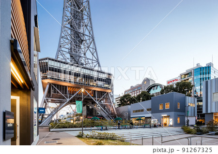 名古屋の100メートル道路(久屋大通・RAYARD Hisaya-odori Park) 名古屋の100メートル道路(久屋大通・RAYARD Hisaya-odori Park) 91267325