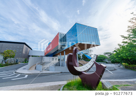 高知県高知市　晴天の高知県立坂本龍馬記念館 91277673