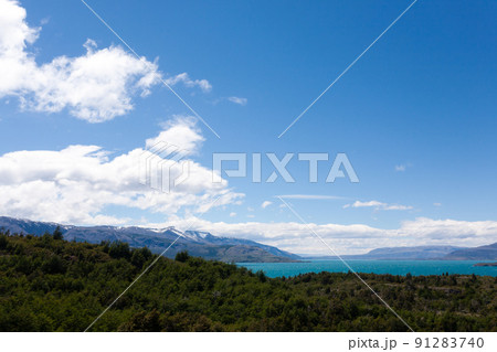 Torres del Paine National Park landscape, Chile 91283740
