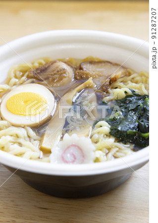 美味しいカップラーメン 美味しいカップラーメン 91287207