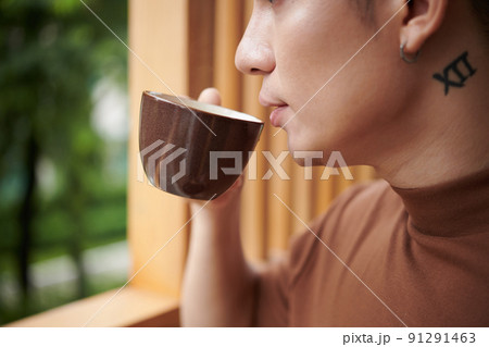 Man Drinking Morning Coffee Man Drinking Morning Coffee 91291463