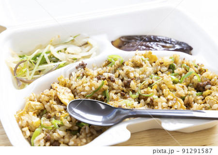 美味しい醤油チャーハン弁当 91291587