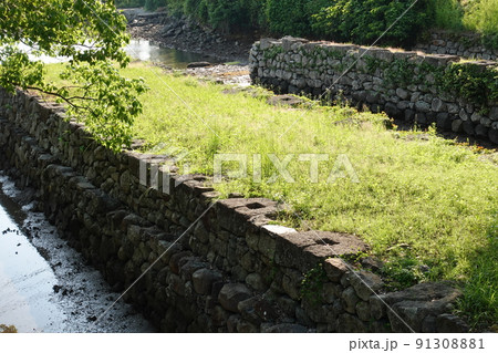 大村藩お船蔵跡(長崎県大村市:玖島城の船蔵) 大村藩お船蔵跡(長崎県大村市:玖島城の船蔵) 91308881