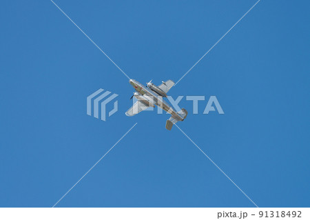 ノースアメリカンB-25Jミッチェル爆撃機バレルロール ノースアメリカンB-25Jミッチェル爆撃機バレルロール 91318492